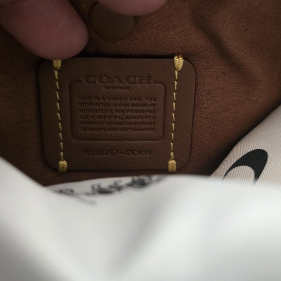 COACH Luna Crescent Shoulder Bag in Forest Green - Soft Pebble Leather - Picture 8 of 13